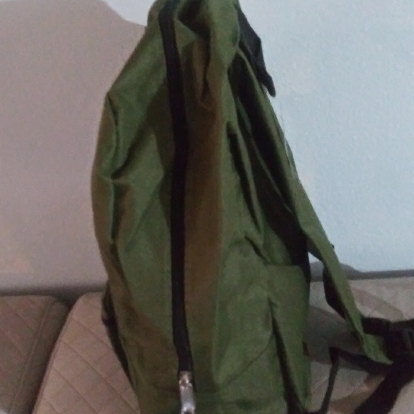 Backpack for school - Picture 3 of 4
